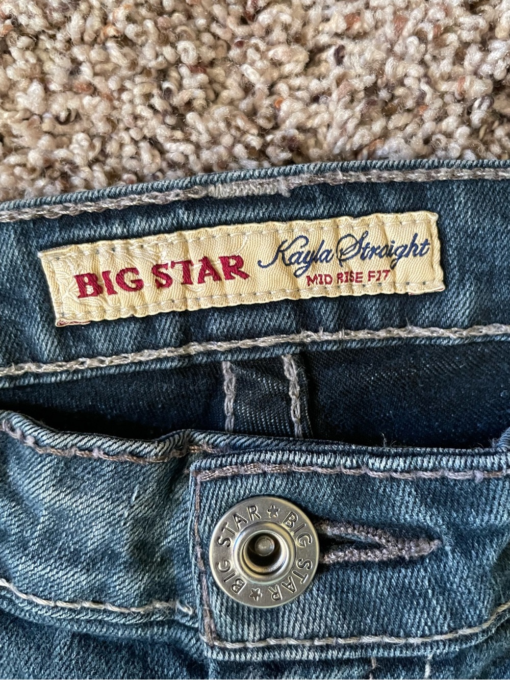 Big Star Kayla Straight Mid Rise Fit Jeans Size 30L Long Tall (31x32.5) EUC - Picture 3 of 10